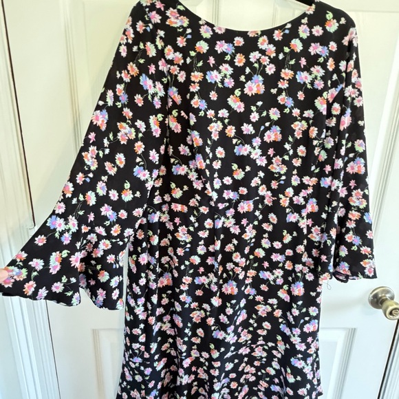 Betsey Johnson Black floral fit and flare bell sleeve midi dress L/XL see pics - Picture 2 of 9